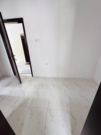 Ras Rumman, Apartments/Houses, BHD 160/month,  1 BR,  Flat For Rent In Rass Rumman With EWA Nearby Al Raja School