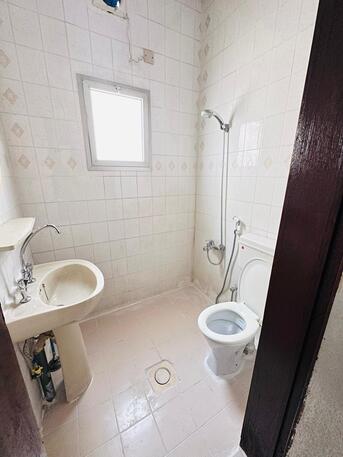 Ras Rumman, Apartments/Houses, BHD 160/month,  1 BR,  Flat For Rent In Rass Rumman With EWA Nearby Al Raja School