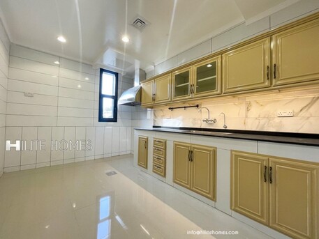 Kuwait City, Apartments/Houses, KWD 950/month,  4 BR,  Four Bedroom Floor For Rent In Qortuba