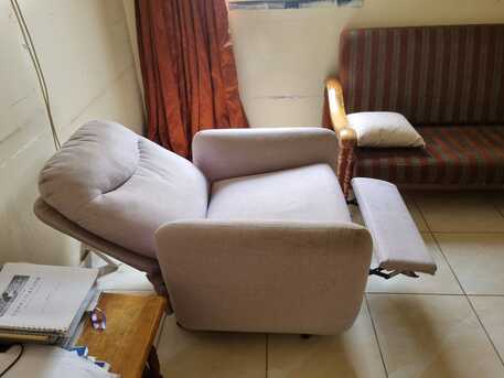 Jeddah, Household Items, SAR 50,  Recliner Sofa In Good Condition
