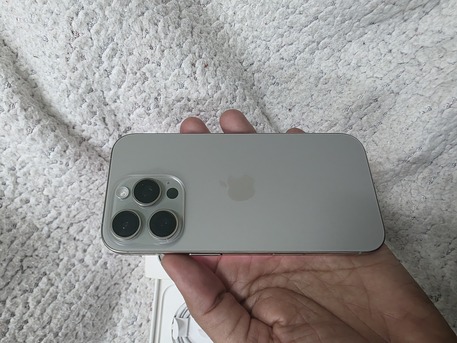 Khobar, Mobile Phones, SAR 2850,  IPhone 16 Pro 128gb Sale Swap 94 Battery Same As New