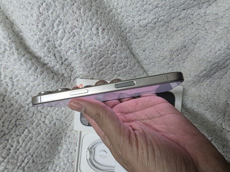 Khobar, Mobile Phones, SAR 2850,  IPhone 16 Pro 128gb Sale Swap 94 Battery Same As New