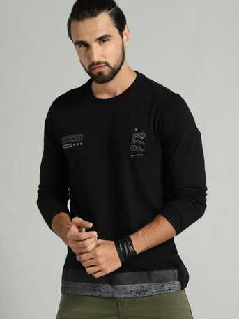 Mumbai, Clothing & Accessories, INR 1,  Roadster Men Black Printed Round Neck T-shirt
