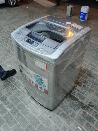 Riffa, Items Wanted, Lg Fully Automatic 12 Washing Machine Good Condition Best Working