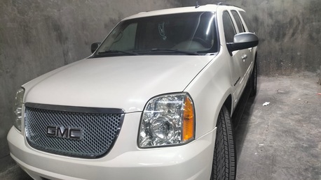Jeddah, Vehicles, Cars & Trucks , SAR 45000,  Gmc Yukon XL,  2007,  Automatic,  96550 KM,