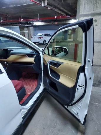 Riyadh, Vehicles, Cars & Trucks , SAR 87000,  Toyota RAV4 Hybrid,  2021,  Automatic,  54200 KM,  Toyota Rav 4 Hybrid , AWD 2.5 Engine , Excellent , First Owner