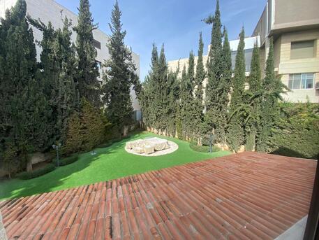 Amman, Apartments/Houses, JOD 28000/year,  4 BR,  500 Sq. Meter,  Full Floor Apartment For Rent In Um Uthainah