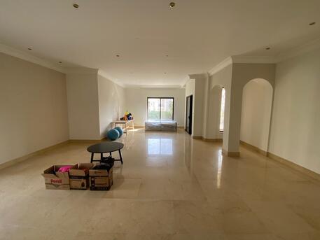 Amman, Apartments/Houses, JOD 28000/year,  4 BR,  500 Sq. Meter,  Full Floor Apartment For Rent In Um Uthainah