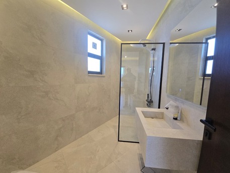 Amman, Apartments/Houses, JOD 10000/year,  3 BR,  160 Sq. Meter,  Semi Furnished Apartment For Rent Daheyat Al Ameer Rashid