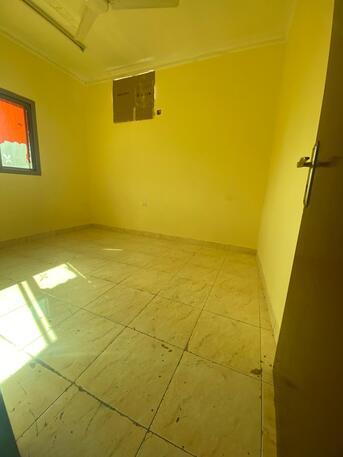 Muharraq, Apartments, Flats, Houses & Villas, BHD 80/month,  2 BR,  Flat For Rent In Muharraq Without EWA Nearby Delmon Bakery And Abu El Flafel