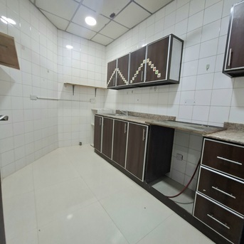 Gudaibiya, Apartments/Houses, BHD 220/month,  2 BR,  Semi Furnished Bright 2 BHK With Ewa In Gudaibiya