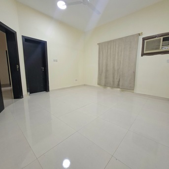 Gudaibiya, Apartments/Houses, BHD 220/month,  2 BR,  Semi Furnished Bright 2 BHK With Ewa In Gudaibiya