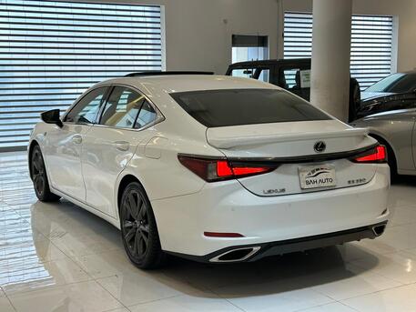 East Riffa, Vehicles, Cars & Trucks , BHD 9900,  Lexus ES 350 F,  2019,  Automatic,  99000 KM,   MODEL  FOR SALE