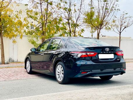Tubli, Vehicles, Cars & Trucks , BHD 100,  Toyota Camry GLE,  2021,  Automatic,  85000 KM,    Model For Sale