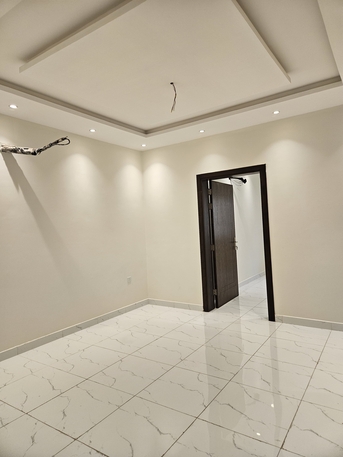 Azizia, Apartments/Houses, SAR 32000/year,  3 BR,  3bhk Kitchen Hall 2 Washroom Rent 32000 Near Pakistani School Aziza