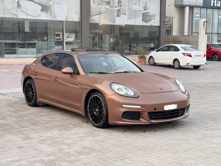 Manama, Vehicles, Cars & Trucks , BHD 5700,  Porsche Panamera,  2014,  Automatic,  190900 KM,    (Brown)