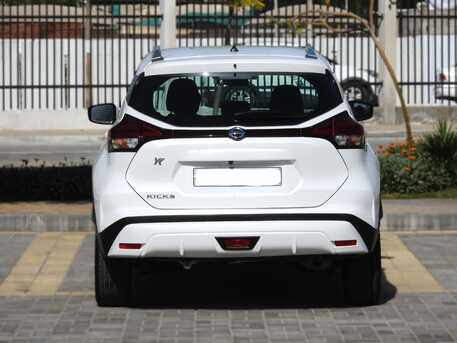 Tubli, Vehicles, Cars & Trucks , BHD 100,  NISSAN KICKS -SV,  2022,  Automatic,  61000 KM,    MODEL FOR SALE