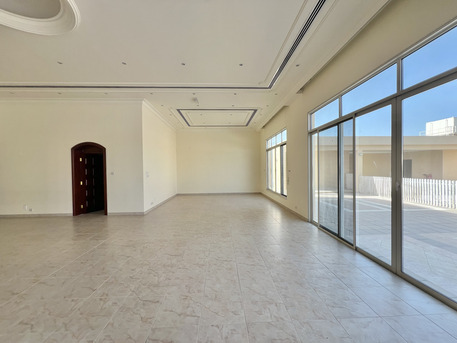 Saar, Commercial Villas, BHD 2000,  650 Sq. Meter,  Premium Commercial Villa For Rent In Saar