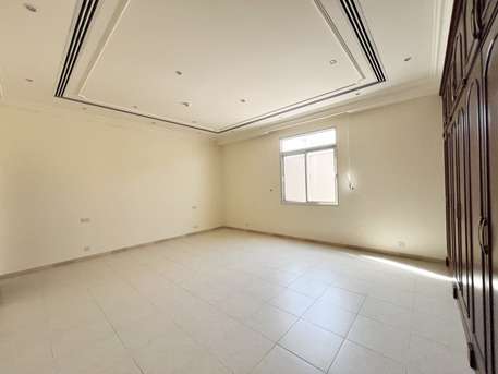 Saar, Commercial Villas, BHD 2000,  650 Sq. Meter,  Premium Commercial Villa For Rent In Saar