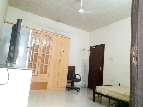 Manama, Rooms Available, BHD 120/month,  Furnished,  Fully Furnished Room For Rent For Executive Bachelor Near Tropicana Hotel  From April 1st