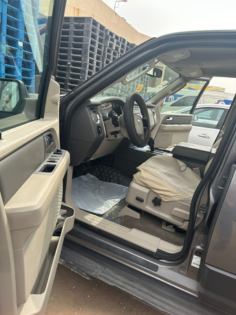 Jeddah, Vehicles, Cars & Trucks , SAR 40000,  Ford Expedition,  2014,  Automatic,  488000 KM,