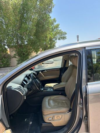 Ghirnatah, Vehicles, Cars & Trucks , SAR 39000,  Audi Q7 Premium,  2013,  Automatic,  139000 KM,  Gray , Full Option First Owner