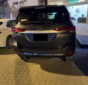 Riyadh, Vehicles, Cars & Trucks , SAR 98000,  Toyota Fortuner,  2022,  Automatic,  128000 KM,    4x2