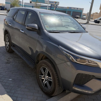 Riyadh, Vehicles, Cars & Trucks , SAR 98000,  Toyota Fortuner,  2022,  Automatic,  128000 KM,    4x2