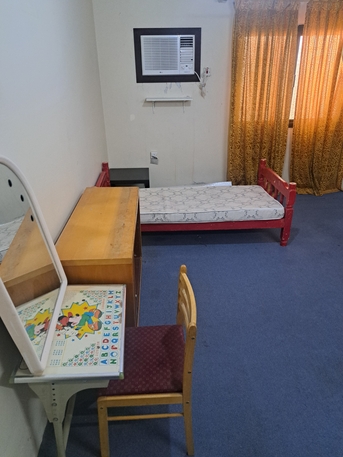 Jeddah, Rooms Available, SAR 850/month,  Furnished, Urgent! 1 Rooms Available With AC & Furniture