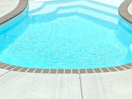 Kuwait City, Apartments/Houses, KWD 320/month,  3 BR,  POOL! Pets Friendly 3 Bedroom Apartment For Rent In Fintas