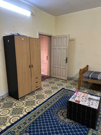 Al Aziziyah, Rooms for Rent, SAR 900/month,  Furnished,  Furnished Room Available In 4-room Apartment For Bachelor 900-rent Including Everything.