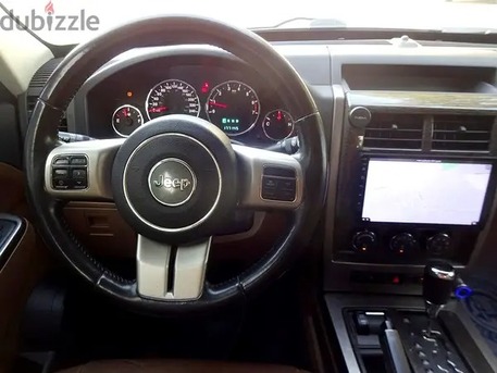 Manama, Vehicles, Cars & Trucks , BHD 2000,  Jeep Cherokee,  2012,  Automatic,  177000 KM,   For Urgent Sale