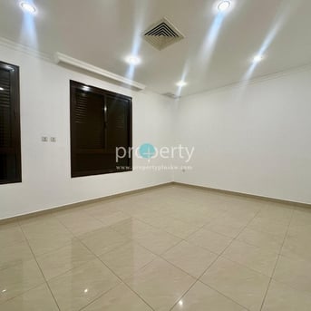 Kuwait City, Apartments/Houses, KWD 1000/month,  4 BR,  Four Bedroom Spacious Floor For Rent In Al Siddeeq, Kuwait