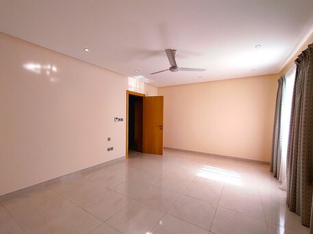 Salmaniya, Villas, BHD 900,  350 Sq. Meter,  Beautiful Garden Villa For Rent In Salihiya Near Salmaniya BD.900/-