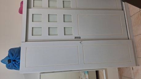 Jeddah, Furniture, SAR 950,  White Bed Set And Cupboard For Sell Price: SAR 950 (Negotiable)