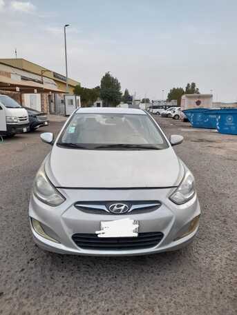 Jeddah, Vehicles, Cars & Trucks , SAR 16000,  Hyundai Accent,  2014,  Automatic,  293077 KM,