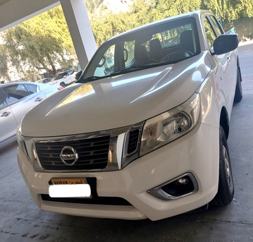 Manama, Vehicles, Cars & Trucks , Nissan Navara,  2017,  Manual,  149000 KM,    ( Diesel ) Double Cabin Pic Up