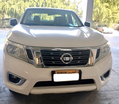 Manama, Vehicles, Cars & Trucks , Nissan Navara,  2017,  Manual,  149000 KM,    ( Diesel ) Double Cabin Pic Up