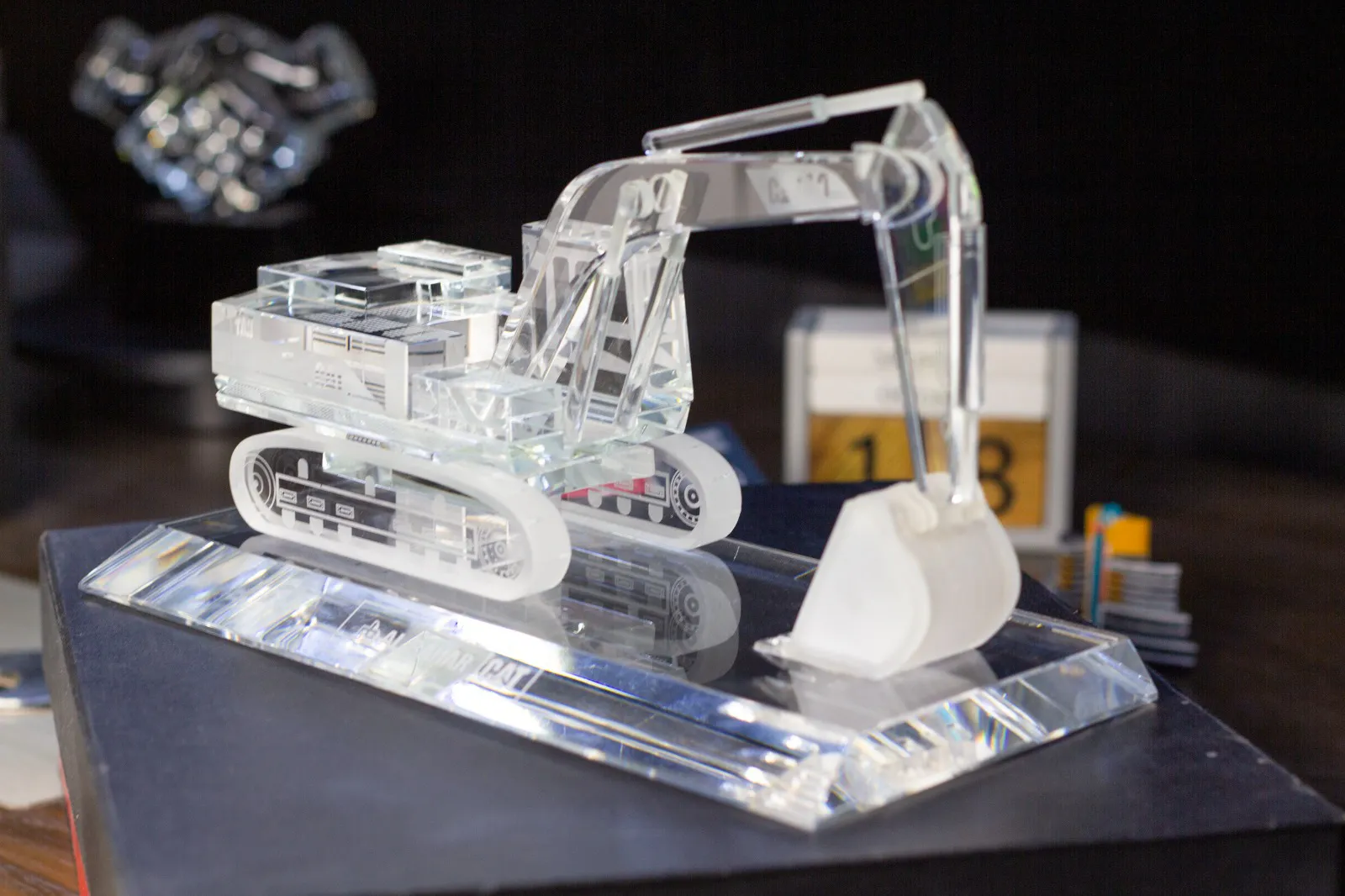 Dubai, Business, The Awards DXB | Elegant Awards, Bespoke Crystal Awards, In-house Production