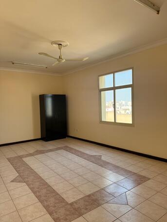 Hidd, Apartments/Houses, BHD 170/month,  2 BR,  Semi Furnished Flat For Rent In Hidd