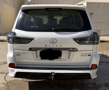 Riyadh, Vehicles, Cars & Trucks , SAR 352000,  Lexus LX 570 Kuro (black Edition) Pear White,  2020,  Automatic,  74000 KM,