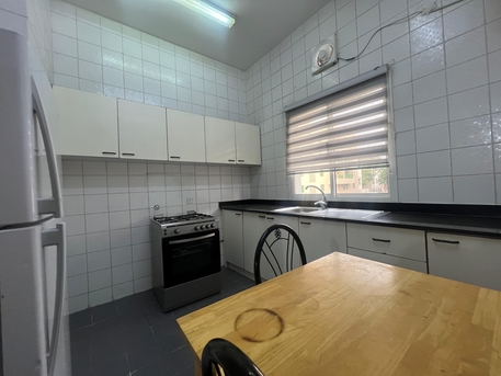 Mahooz, Apartments/Houses, BHD 220/year,  1 BR,  EXCELLENT 1BHK WITH BALCONY CLOSED KITCHEN READY TO MOVE  FURNISHED FLAT CLOSE TO HIGHWAY