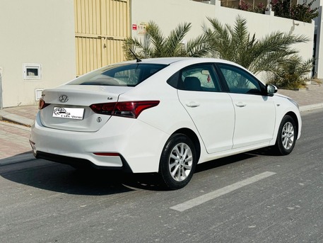 Manama, Vehicles, Cars & Trucks , BHD 3500,  Hyundai Accent,  2020,  155000 KM,  Clean Car - One Owner