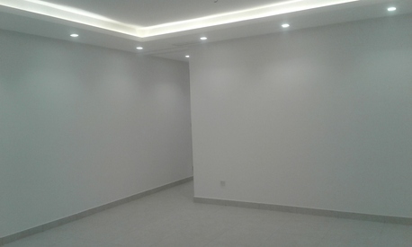 Kuwait City, Apartments/Houses, KWD 650/month,  4 BR,  Pets Friendly 4 Bedroom Floor With Terrace In Abu Fatira.