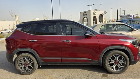 Riyadh, Vehicles, Cars & Trucks , SAR 69000,  Kia Seltos,  2023,  Automatic,  31000 KM,  Car For Sale Direct Transfer