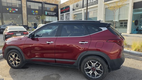 Riyadh, Vehicles, Cars & Trucks , SAR 69000,  Kia Seltos,  2023,  Automatic,  31000 KM,  Car For Sale Direct Transfer