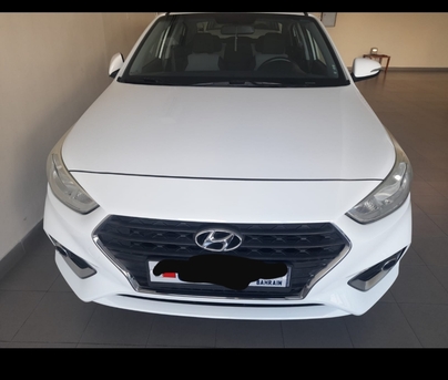 Manama, Vehicles, Cars & Trucks , BHD 3200,  Hyundai Accent,  2018,  Automatic,  85180 KM,    (MID OPTION )