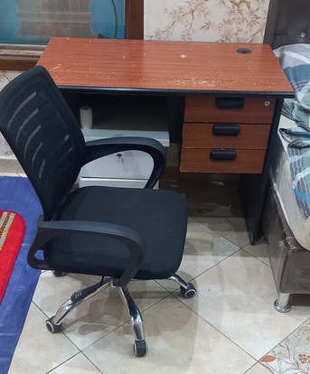 Riyadh, Household Items, SAR 150,  Study Table With Chair