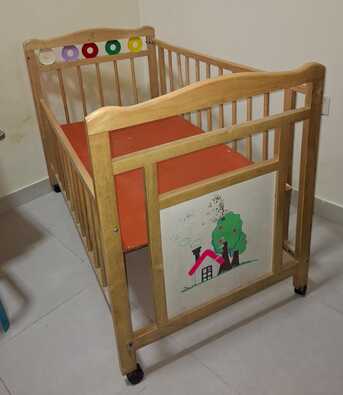 Al Malaz, Baby & Kid Stuff, SAR 100,  Baby Cot-made Of Wood