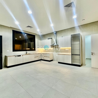 Kuwait City, Apartments/Houses, KWD 2800/month,  4 BR,  4-Master Bedroom Villa With Private Pool For Rent In Abufathira